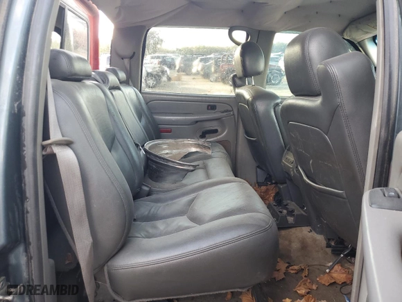 2007 Chevrolet Silverado 2500HD Classic LT3 with VIN 1GCHK23D97F120104, listed as a Copart auction lot 81585094 with 181,580 mi miles and Salvage Title. Bid and sale history available at carsss.com. Image 11.