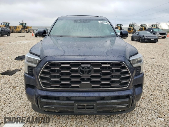 2024 Toyota Sequoia SR5 with VIN 7SVAAAAA7RX003132, listed as a Copart auction lot 44056145 with 20,510 mi miles and Salvage Title. Bid and sale history available at carsss.com. Image 5.