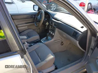 2007 Subaru Forester X w/Premium Pkg with VIN JF1SG65697H729488, listed as a IAAI auction lot 41567326 with 209,961 mi miles. Bid and sale history available at carsss.com. Image 5.