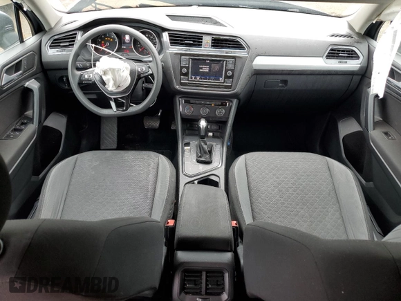 2019 Volkswagen Tiguan S z VIN 3VV1B7AX5KM163781, wystawiony jako Copart lot #53992325 z przebiegiem 81 585 mil mil oraz Szkoda całkowita • Salvage title. Historia ofert i sprzedaży dostępna na DreamBid. Obrazek 8.