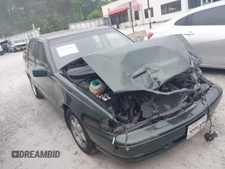 1998 Volvo S70 with VIN YV1LS553XW2442511, listed as a IAAI auction lot 42134292 with 91,707 mi miles and . Bid and sale history available at DreamBid. Image 1.
