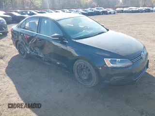 2013 Volkswagen Jetta SE с VIN 3VWBP7AJ0DM386164, выставлен на аукционе IAAI как лот 42041943 с пробегом 222 458 миль миль и . История ставок и продаж доступна на DreamBid. Изображение 1.