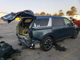 2024 Kia Carnival EX with VIN KNDNC5H37R6420129, listed as a Copart auction lot 74521884 with 8,765 mi miles and Salvage Title. Bid and sale history available at carsss.com. Image 3.