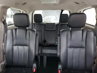 2014 Chrysler Town & Country Touring z VIN 2C4RC1BG0ER293958, wystawiony jako Copart lot #52172065 z przebiegiem 139 922 mil mil oraz Szkoda całkowita • Salvage title. Historia ofert i sprzedaży dostępna na DreamBid. Obrazek 10.