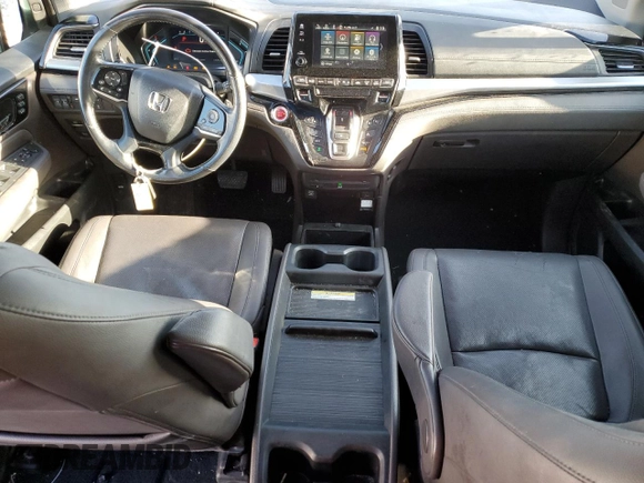 2018 Honda Odyssey Elite with VIN 5FNRL6H98JB087489, listed as a Copart auction lot 51930205 with 149,595 mi miles and Salvage Title. Bid and sale history available at DreamBid. Image 8.