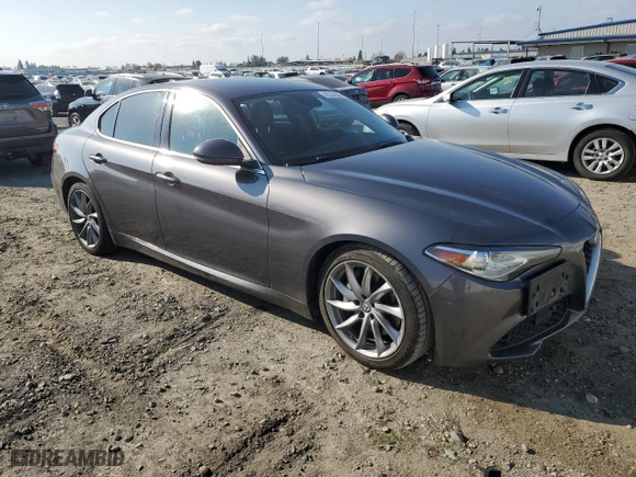 2017 Alfa Romeo Giulia Ti with VIN ZARFAECN5H7542408, listed as a Copart auction lot 42354045 with 118,326 mi miles and Salvage Title. Bid and sale history available at carsss.com. Image 4.