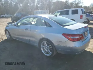 2013 Mercedes-Benz E-Class E 350 with VIN WDDKJ8JB3DF200710, listed as a Copart auction lot 46750215 with 140,926 mi miles and Clean Title. Bid and sale history available at carsss.com. Image 2.