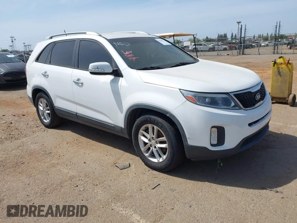 2014 Kia Sorento LX with VIN 5XYKT4A68EG481370, listed as a IAAI auction lot 42106272 with 181,482 mi miles and . Bid and sale history available at DreamBid. Image 1.