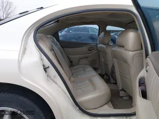 2002 Oldsmobile Aurora with VIN 1G3GR64H124127052, listed as a IAAI auction lot 41646711 with 198,141 mi miles. Bid and sale history available at carsss.com. Image 8.