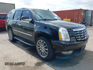 2011 Cadillac Escalade z VIN 1GYS4AEF0BR363858, wystawiony jako IAAI lot #42288735 z przebiegiem 223 669 mil mil oraz . Historia ofert i sprzedaży dostępna na DreamBid. Obrazek 1.
