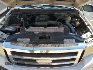 2005 Ford Super Duty F-250 XL with VIN 1FTSX20595EB03374, listed as a Copart auction lot 70282374 with 256,029 mi miles and Salvage Title. Bid and sale history available at carsss.com. Image 13.