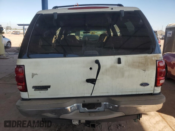 1997 Ford Expedition XLT z VIN 1FMEU17LXVLC03902, wystawiony jako Copart lot #73522484 z przebiegiem 224 379 mil mil oraz Szkoda całkowita • Salvage title. Historia ofert i sprzedaży dostępna na DreamBid. Obrazek 6.