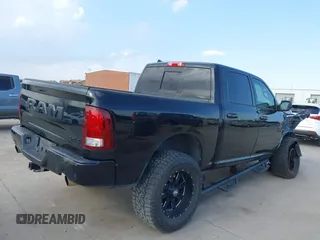 2018 Ram 1500 Sport z VIN 1C6RR7MT8JS168041, wystawiony jako IAAI lot #41887661 z przebiegiem 105 448 mil mil oraz . Historia ofert i sprzedaży dostępna na DreamBid. Obrazek 4.