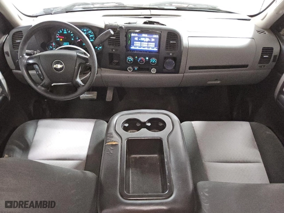 2009 Chevrolet Silverado 1500 LS with VIN 3GCEC13C79G121271, listed as a Copart auction lot 44428185 with 206,007 mi miles and Clean Title. Bid and sale history available at carsss.com. Image 8.