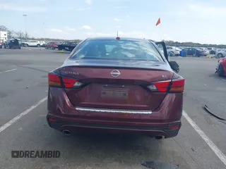 2023 Nissan Altima SL z VIN 1N4BL4EV6PN406475, wystawiony jako IAAI lot #42022515 z przebiegiem 23 641 mil mil oraz . Historia ofert i sprzedaży dostępna na DreamBid. Obrazek 16.