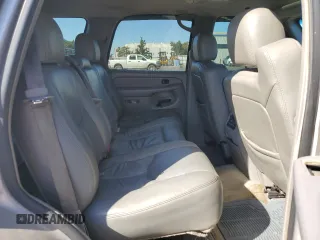 2005 GMC Yukon SLE with VIN 1GKEC13T95J150381, listed as a Copart auction lot 77405144 with 176,516 mi miles and Clean Title. Bid and sale history available at carsss.com. Image 11.