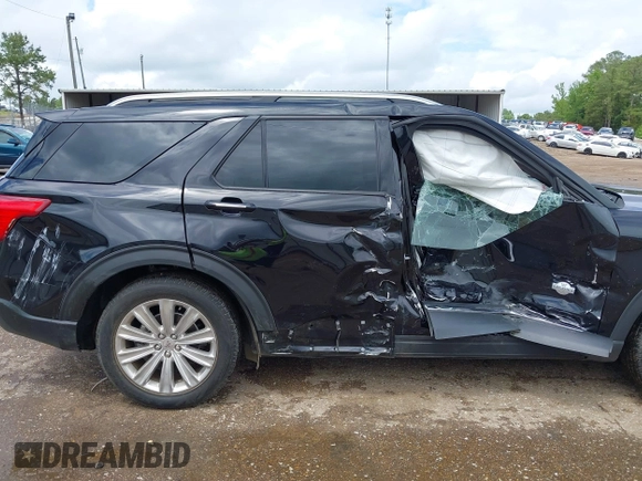 2021 Ford Explorer King Ranch z VIN 1FM5K7LC9MGC20146, wystawiony jako IAAI lot #42121400 z przebiegiem 20 931 mil mil oraz . Historia ofert i sprzedaży dostępna na DreamBid. Obrazek 6.