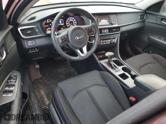 2016 Kia Optima LX with VIN 5XXGT4L32GG105361, listed as a Copart auction lot 82678114 with 58,031 mi miles and Salvage Title. Bid and sale history available at carsss.com. Image 8.