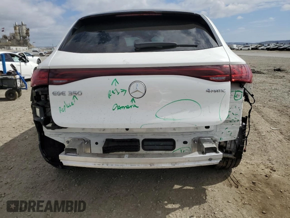 2023 Mercedes-Benz EQE 350 z VIN 4JGGM1CB5PA037048, wystawiony jako Copart lot #54558155 z przebiegiem 15 128 mil mil oraz Szkoda całkowita • Salvage title. Historia ofert i sprzedaży dostępna na DreamBid. Obrazek 6.