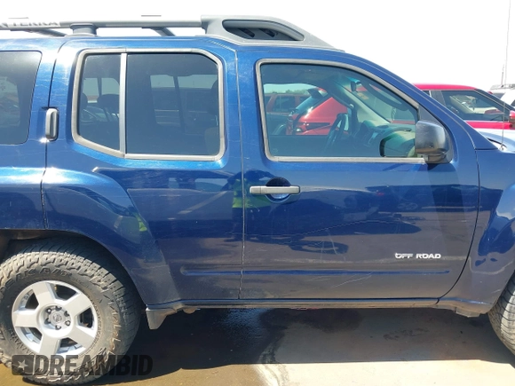 2007 Nissan Xterra SE z VIN 5N1AN08U87C537555, wystawiony jako IAAI lot #41976890 z przebiegiem 146 627 mil mil oraz . Historia ofert i sprzedaży dostępna na DreamBid. Obrazek 13.