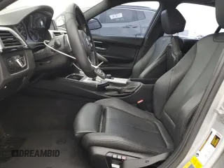 2018 BMW 3 Series 330e iPerformance with VIN WBA8E1C57JA180183, listed as a Copart auction lot 88513245 with 33,632 mi miles and Clean Title. Bid and sale history available at carsss.com. Image 7.