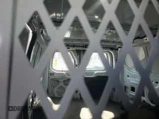 2024 Ford Transit с VIN 1FTYE2Y86RKA19793, выставлен на аукционе Copart как лот 48516965 с пробегом 40 093 миль миль и Чистый • Clean title. История ставок и продаж доступна на DreamBid. Изображение 11.