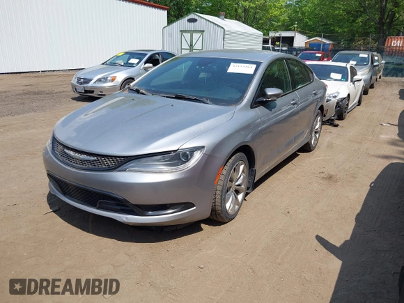 2015 Chrysler 200 S with VIN 1C3CCCDG2FN522948, listed as a IAAI auction lot 42153164 with 100,057 mi miles and . Bid and sale history available at carsss.com. Image 17.