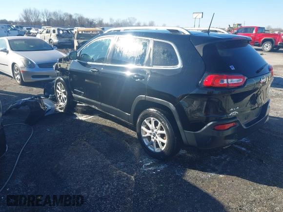 2018 Jeep Cherokee Latitude Plus with VIN 1C4PJMLB0JD507197, listed as a IAAI auction lot 41360448 with 61,877 mi miles and . Bid and sale history available at carsss.com. Image 3.