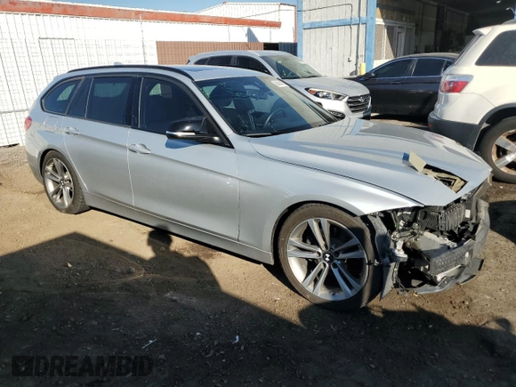 2017 BMW 3 Series 330i xDrive with VIN WBA8K3C38HK679453, listed as a Copart auction lot 89404335 with 75,451 mi miles and Salvage Title. Bid and sale history available at carsss.com. Image 4.
