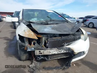 2006 Honda Civic Cpe LX with VIN 2HGFG116X6H579809, listed as a IAAI auction lot 41096293 with 1 mi miles. Bid and sale history available at carsss.com. Image 6.