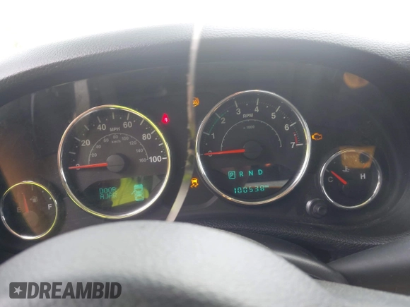 2015 Jeep Wrangler Unlimited Sahara с VIN 1C4BJWEG1FL506393, выставлен на аукционе IAAI как лот 42326900 с пробегом 100 538 миль миль и . История ставок и продаж доступна на DreamBid. Изображение 7.