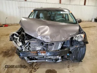 2014 Toyota Sienna XLE with VIN 5TDYK3DC0ES501557, listed as a Copart auction lot 56290015 with Not Provided miles and Clean Title. Bid and sale history available at DreamBid. Image 5.