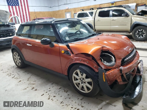 2011 MINI Hardtop with VIN WMWSU3C54BT183715, listed as a Copart auction lot 61479655 with 151,657 mi miles and Clean title. Bid and sale history available at DreamBid. Image 4.