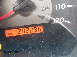 2007 Toyota Tacoma PreRunner z VIN 5TEJU62NX7Z338052, wystawiony jako IAAI lot #42204246 z przebiegiem 202 296 mil mil oraz . Historia ofert i sprzedaży dostępna na DreamBid. Obrazek 15.