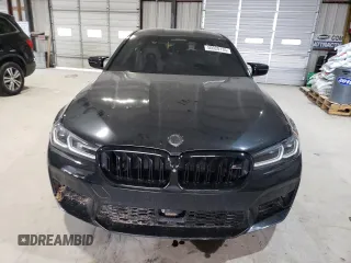 2021 BMW M5 z VIN WBS83CH06MCF15472, wystawiony jako Copart lot #50920135 z przebiegiem Nie podano mil oraz Szkoda całkowita • Salvage title. Historia ofert i sprzedaży dostępna na DreamBid. Obrazek 5.
