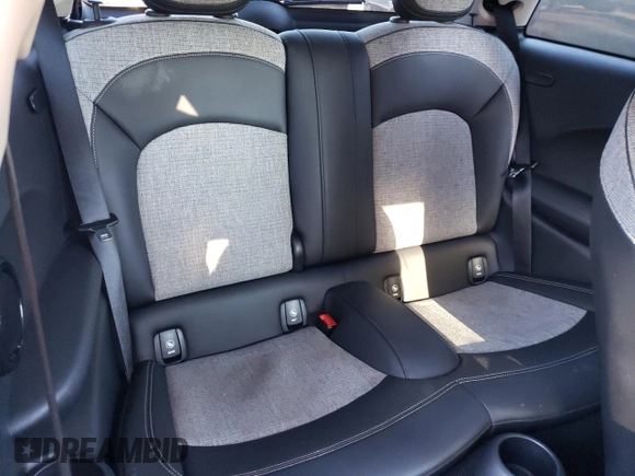 2020 MINI Hardtop Cooper SE with VIN WMWXP3C07L2M43632, listed as a Copart auction lot 79242974 with 45,373 mi miles and Salvage Title. Bid and sale history available at DreamBid. Image 10.