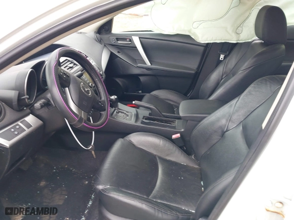2013 Mazda Mazda3 i Grand Touring with VIN JM1BL1WP2D1781548, listed as a IAAI auction lot 41759057 with 138,915 mi miles. Bid and sale history available at carsss.com. Image 5.