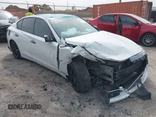 2015 Infiniti Q50 z VIN JN1BV7APXFM335981, wystawiony jako IAAI lot #41718555 z przebiegiem 83 918 mil mil oraz . Historia ofert i sprzedaży dostępna na DreamBid. Obrazek 1.