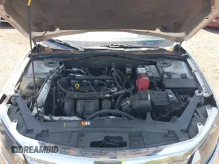 2012 Ford Fusion SE with VIN 3FAHP0HAXCR226407, listed as a IAAI auction lot 41982689 with 193,432 mi miles. Bid and sale history available at carsss.com. Image 10.