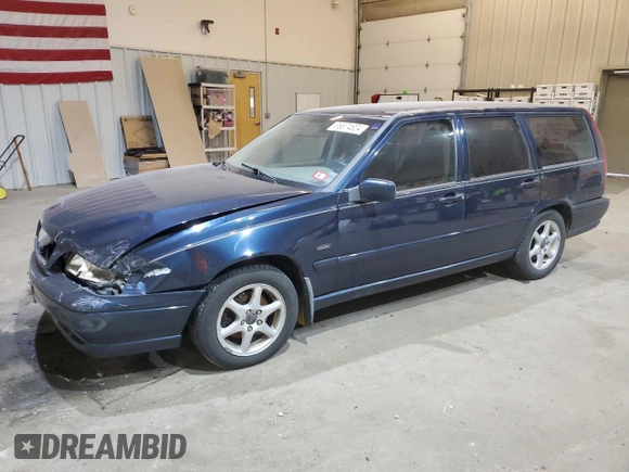 1998 Volvo V70 с VIN YV1LW5574W2468416, выставлен на аукционе Copart как лот 86874824 с пробегом 291 671 миль миль и Чистый • Clean title. История ставок и продаж доступна на DreamBid. Изображение 1.