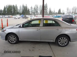 2009 Toyota Corolla with VIN JTDBL40E299069381, listed as a IAAI auction lot 41838258 with 197,992 mi miles. Bid and sale history available at carsss.com. Image 14.