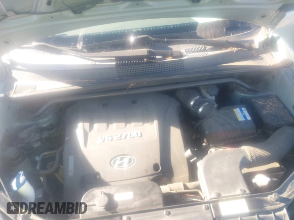 2007 Hyundai Tucson SE with VIN KM8JN72D47U591043, listed as a IAAI auction lot 41516429 with 111,902 mi miles and . Bid and sale history available at DreamBid. Image 10.