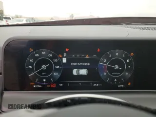 2024 Kia Seltos SX z VIN KNDETCA74R7585079, wystawiony jako Copart lot #43315445 z przebiegiem 2 248 mil mil oraz Czysty tytuł • Clean title. Historia ofert i sprzedaży dostępna na DreamBid. Obrazek 9.