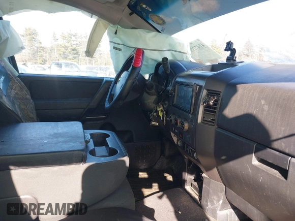 2012 Nissan Titan SV with VIN 1N6BA0EJ0CN309933, listed as a IAAI auction lot 41472091 with 147,635 mi miles. Bid and sale history available at carsss.com. Image 5.