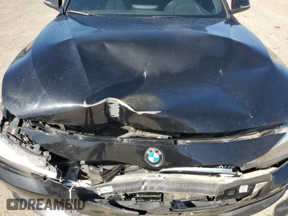 2013 BMW 3 Series 328i z VIN WBA3C1C54DF441227, wystawiony jako Copart lot #49172565 z przebiegiem 143 121 mil mil oraz Szkoda całkowita • Salvage title. Historia ofert i sprzedaży dostępna na DreamBid. Obrazek 11.