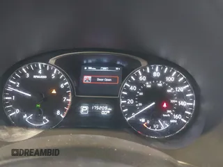 2014 Nissan Pathfinder SV with VIN 5N1AR2MM7EC687692, listed as a IAAI auction lot 42118491 with 175,209 mi miles. Bid and sale history available at carsss.com. Image 7.