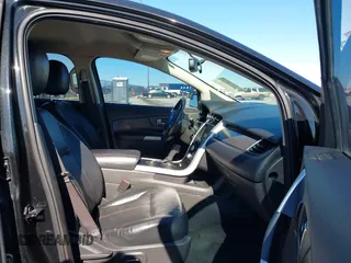 2013 Ford Edge SEL with VIN 2FMDK3JC8DBC54111, listed as a IAAI auction lot 41370384 with 141,419 mi miles. Bid and sale history available at carsss.com. Image 5.