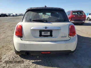 2014 MINI Hardtop with VIN WMWXM5C54ET934110, listed as a Copart auction lot 85128094 with 89,020 mi miles and Salvage Title. Bid and sale history available at DreamBid. Image 6.