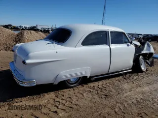 1950 Ford Ocean z VIN B0DL104399, wystawiony jako Copart lot #79663264 z przebiegiem 6889 mil mil oraz Szkody całkowita. Historia ofert i sprzedaży dostępna na DreamBid. Obrazek 3.