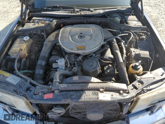 1989 Mercedes-Benz 560 with VIN WDBCA39D8KA437872, listed as a Copart auction lot 45689195 with 151,851 mi miles and Clean Title. Bid and sale history available at DreamBid. Image 11.